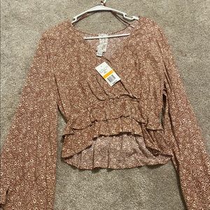 Long sleeve floral top